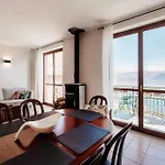 The View * Argegno